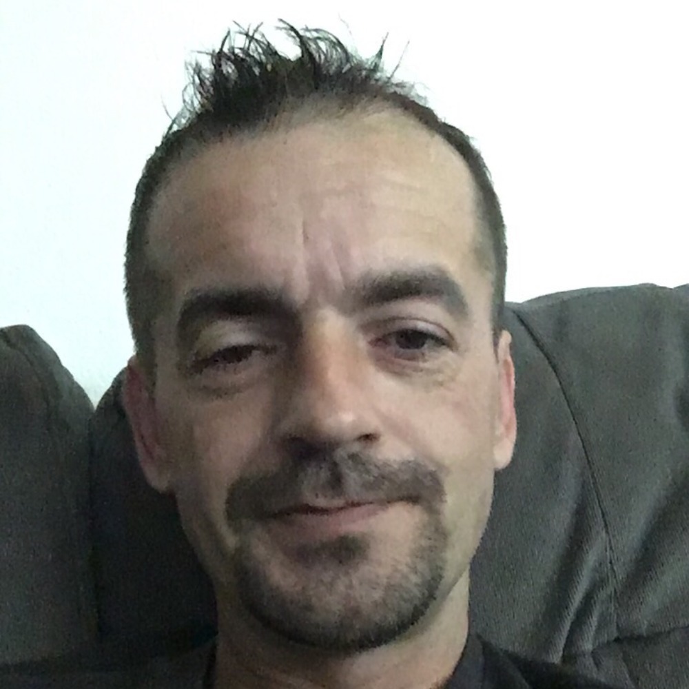 Meet your Posher, Denis